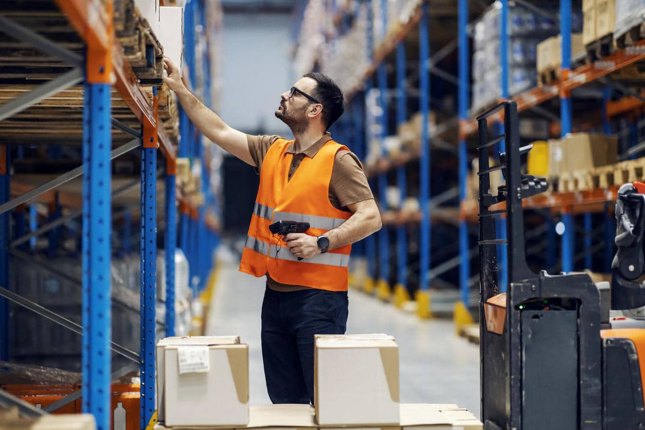 How to maintain warehouse with high demand