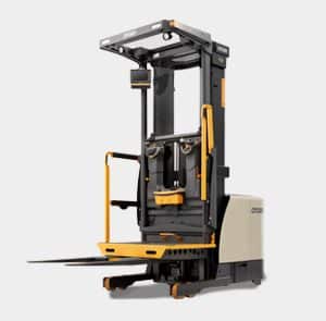 Crown SP 1500 Series High-Level Order Picker